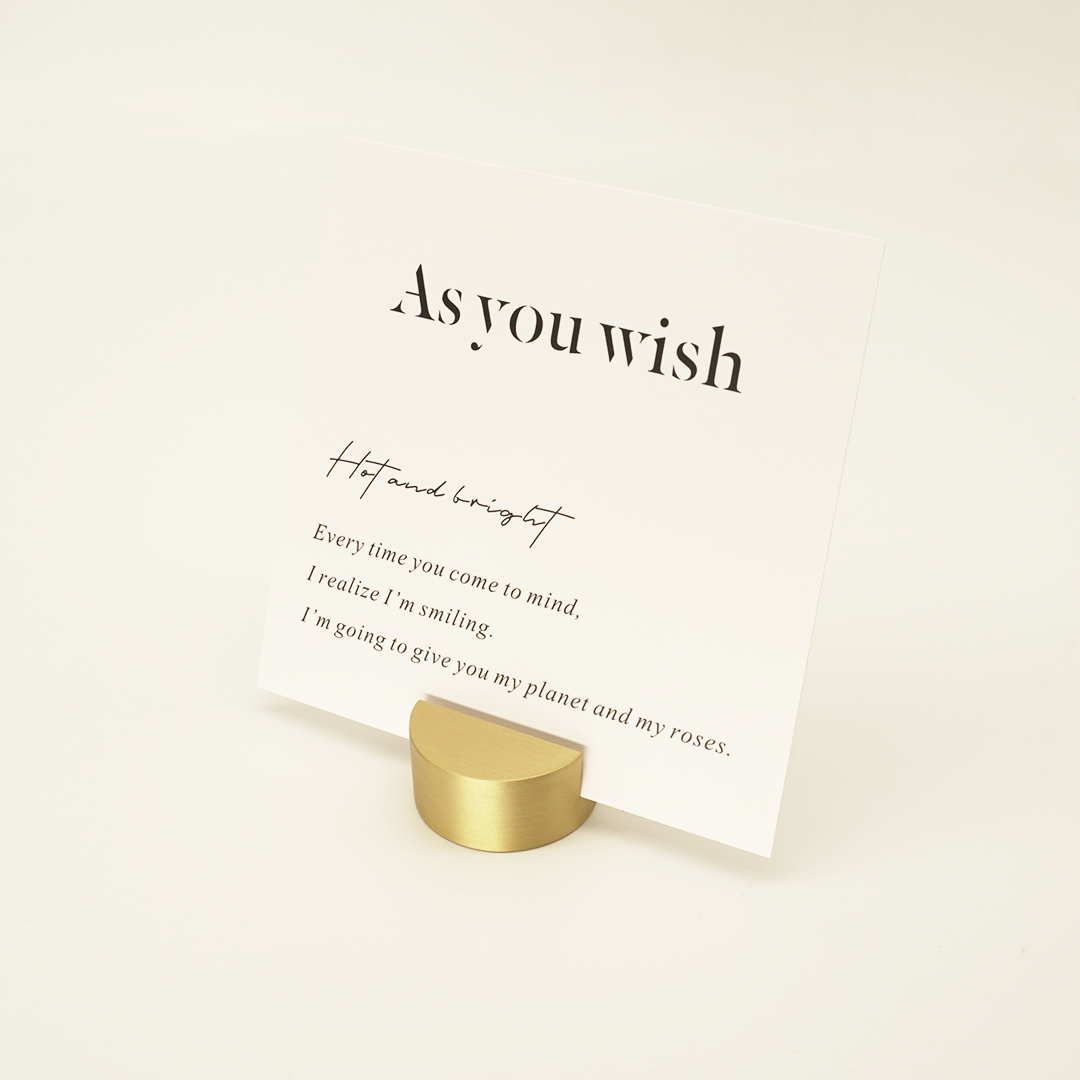 Brass Card Stand Wedding Table Number Sign Holder Place Card Holder Photo Display Stand for Retail Shop Cafe Restaurant