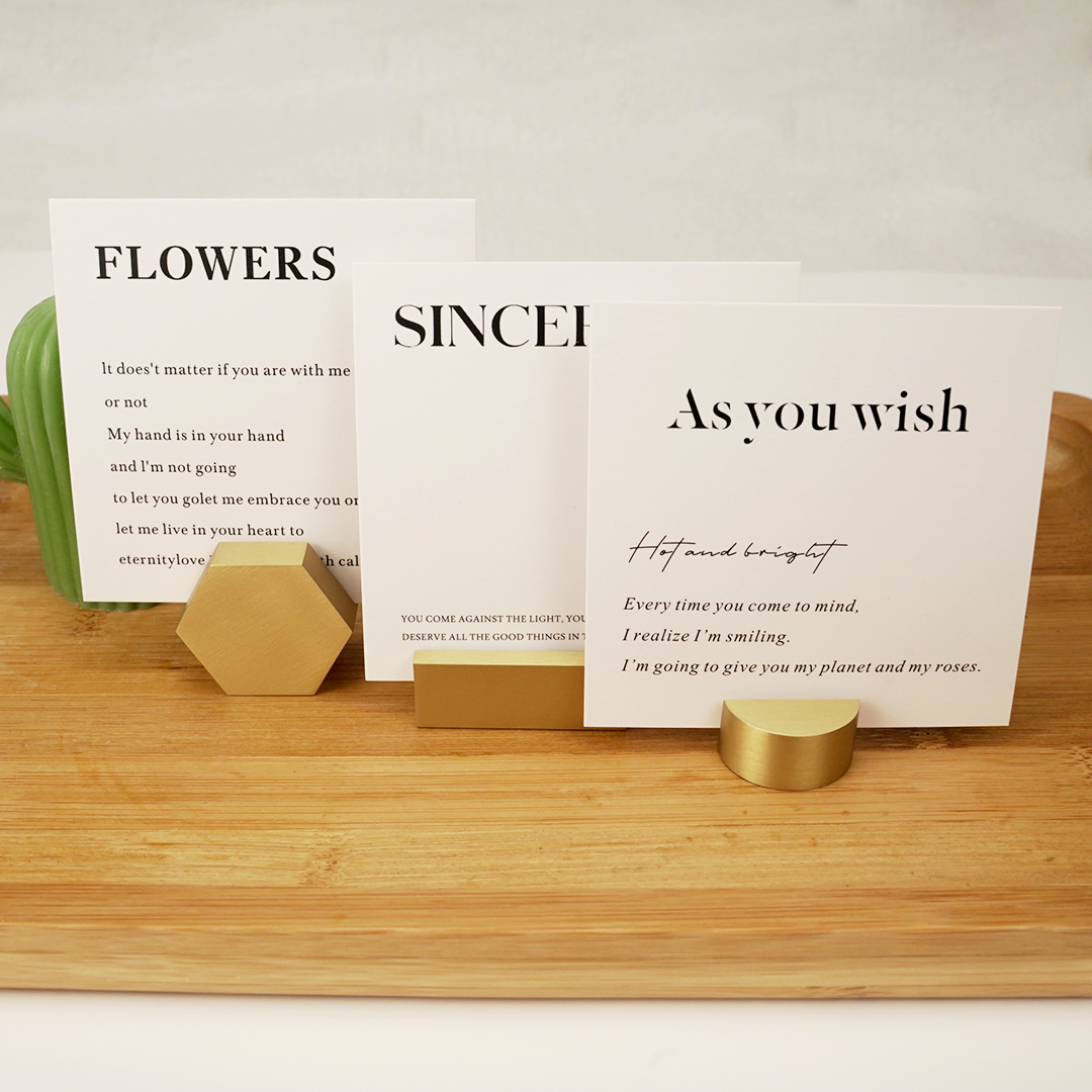 Brass Card Stand Wedding Table Number Sign Holder Place Card Holder Photo Display Stand for Retail Shop Cafe Restaurant