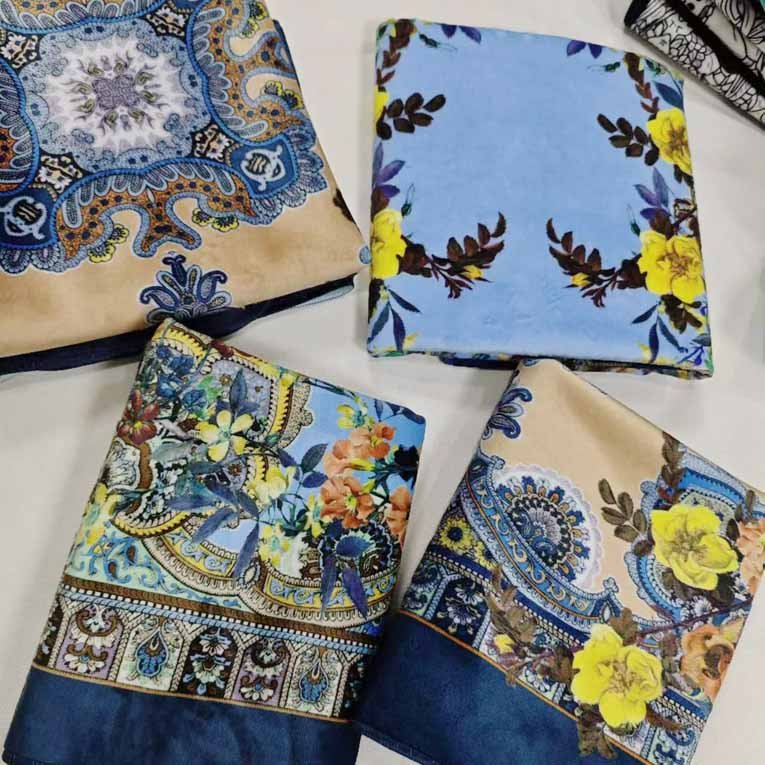 Customized ultra soft double-sided velvet printed art table mat Disposable Outdoor Weddings tarot card special game mat