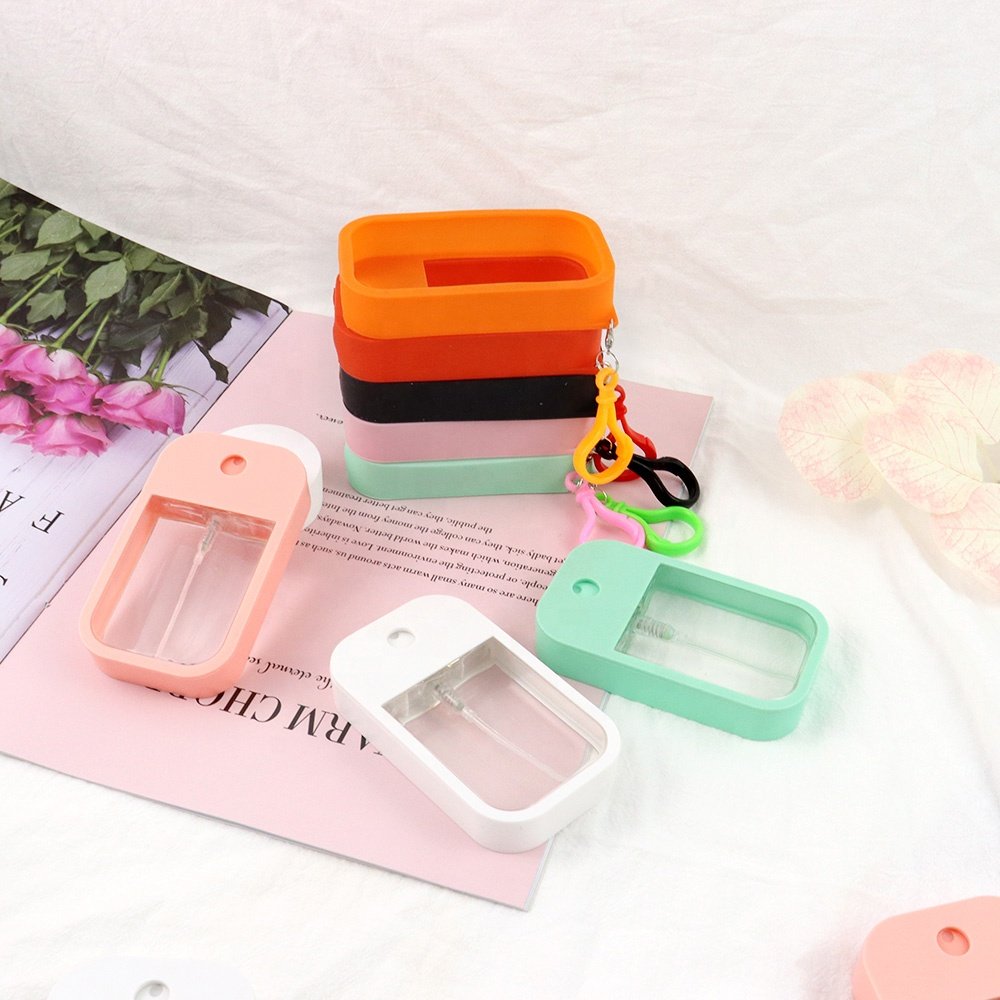 Hot sale Credit card type refillable Body Mist Plastic35ml 45ml 50ml pump spray bottle For hand sanitizer perfume alcohol