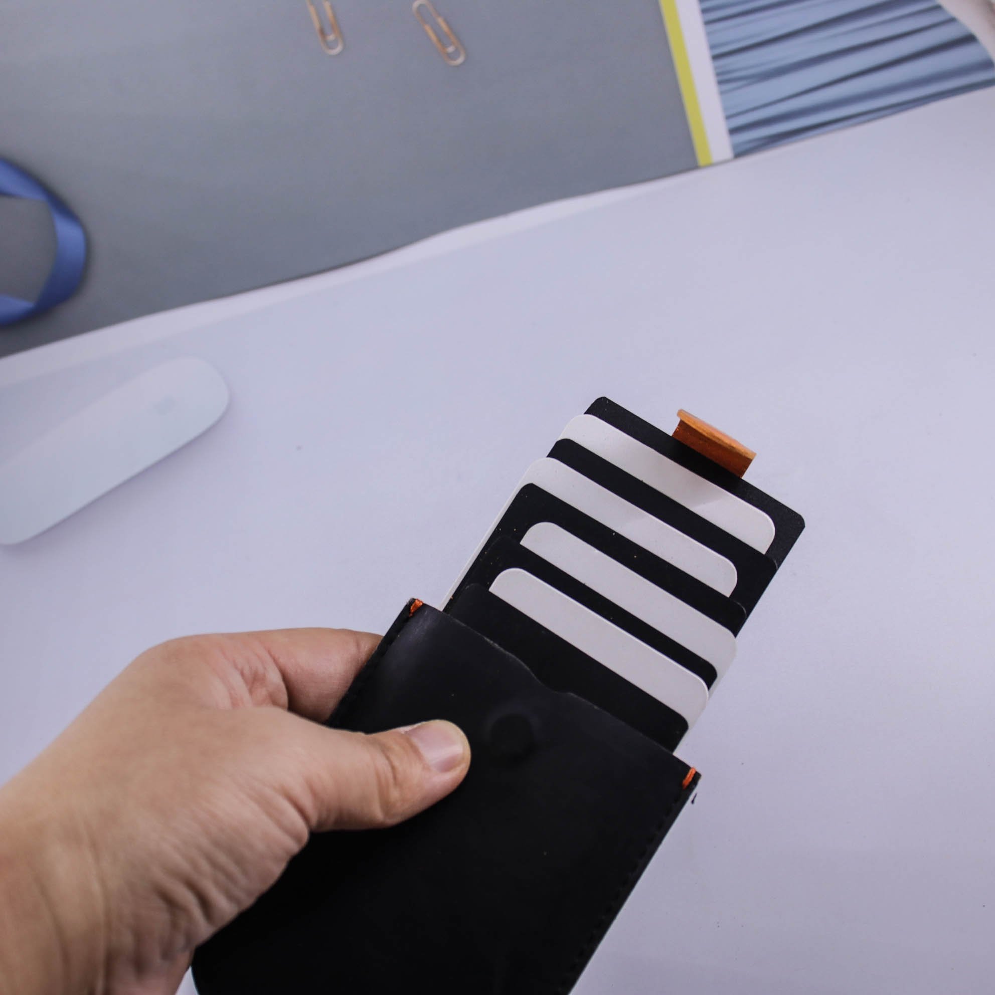 Etsy Best Selling place holder sleeve retractable id card card leather photo card magsafe holder custom sleeves pop up holder