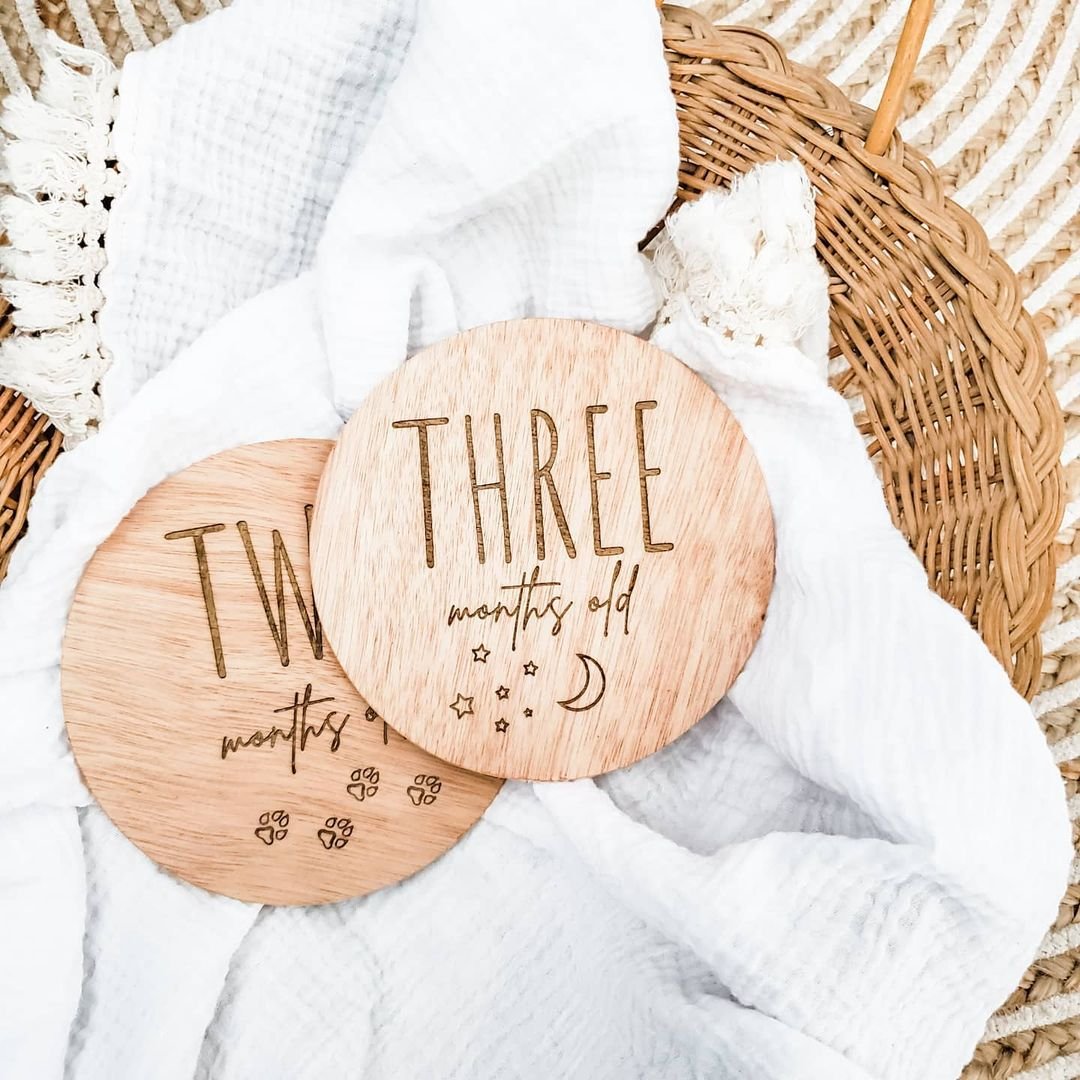 Custom Discs Beautiful Newborn Photography Props Wood Baby Milestone Cards Newborn Milestone Card