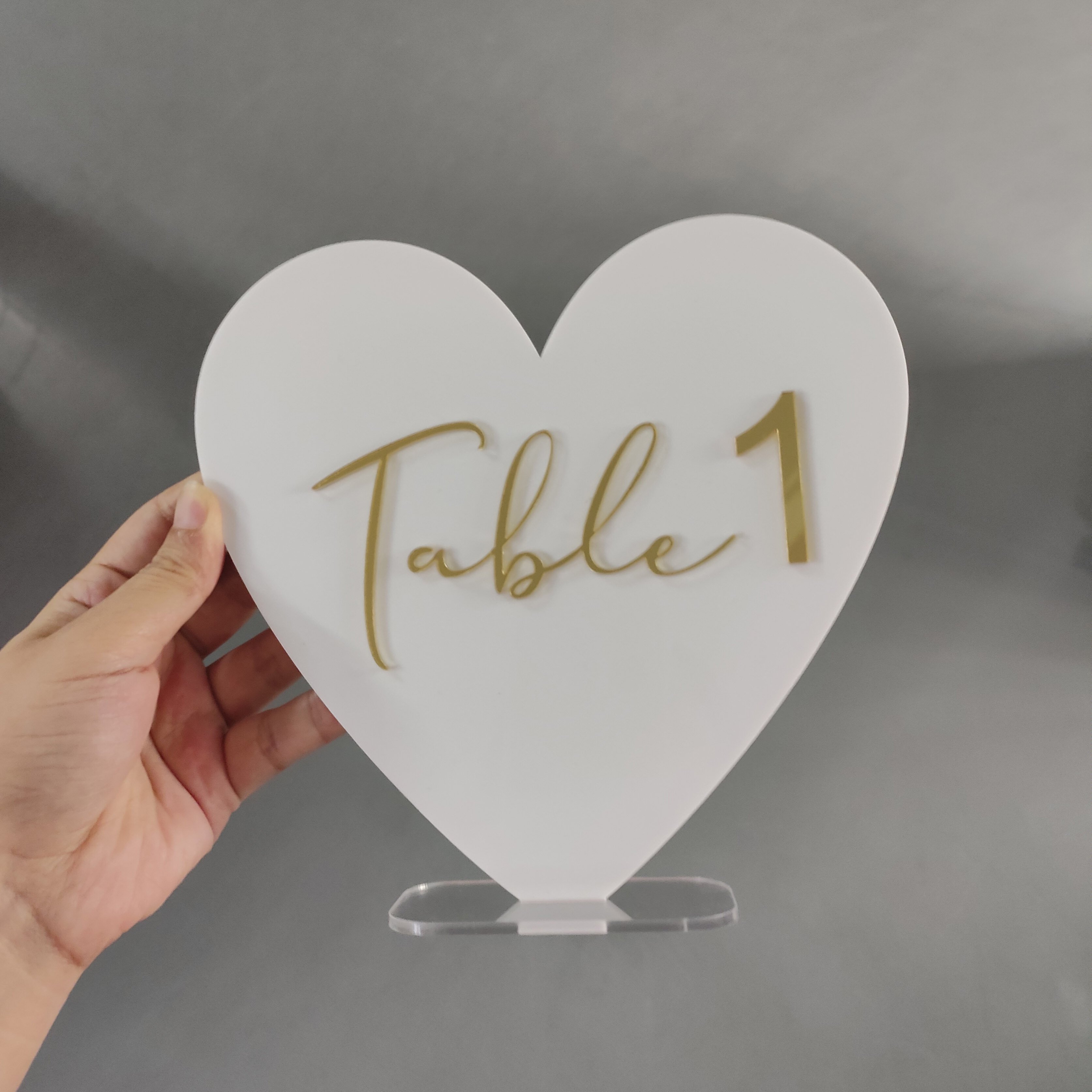 Custom Acrylic Place Card Arch Wedding Sign Standee Heart Acrylic Table Numbers For Wedding Centerpieces