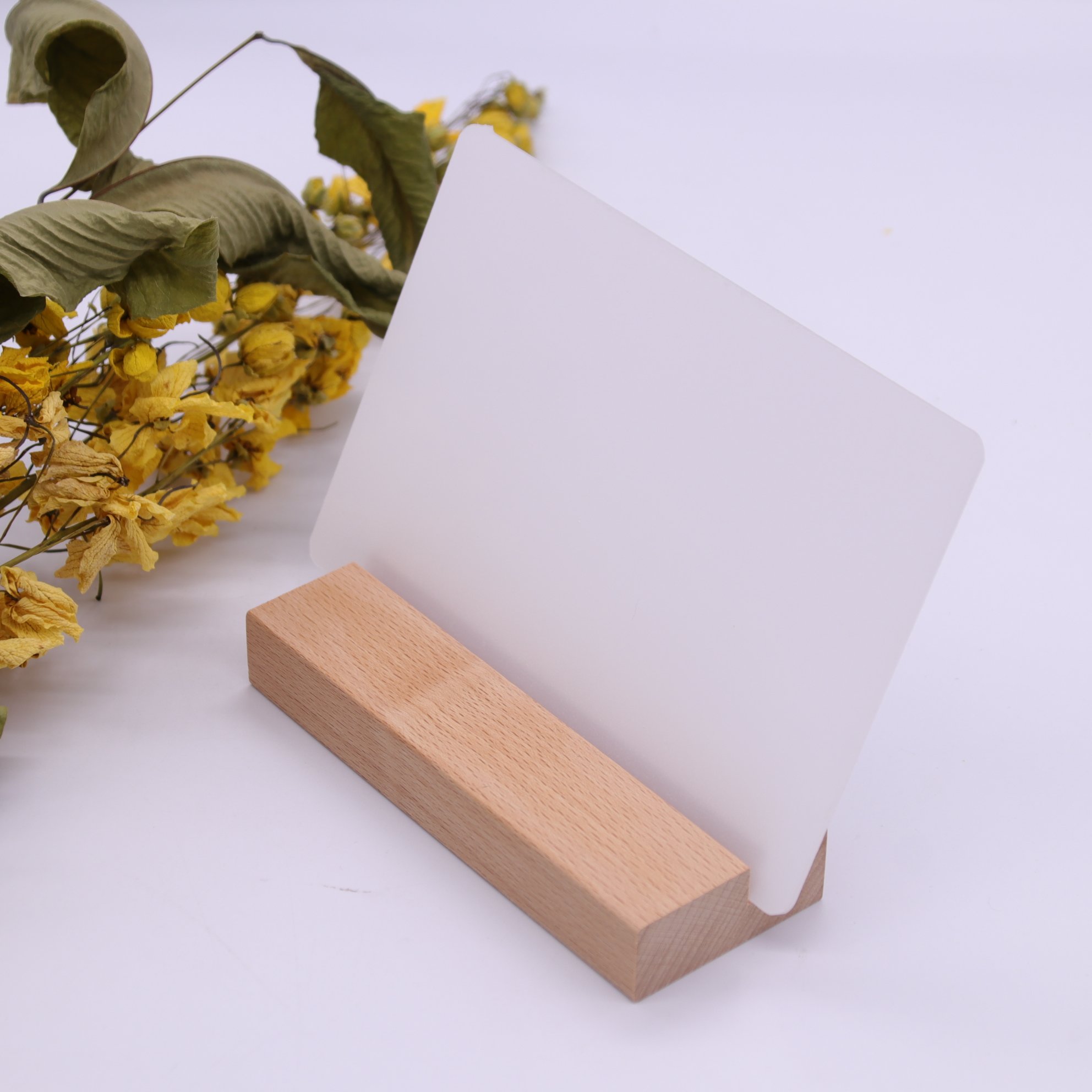 Tailai Place Card Holders Rustic Beech Wood Escort Cards Display Stands Table Number Sign Stand Photo Stand Perfect for Retail