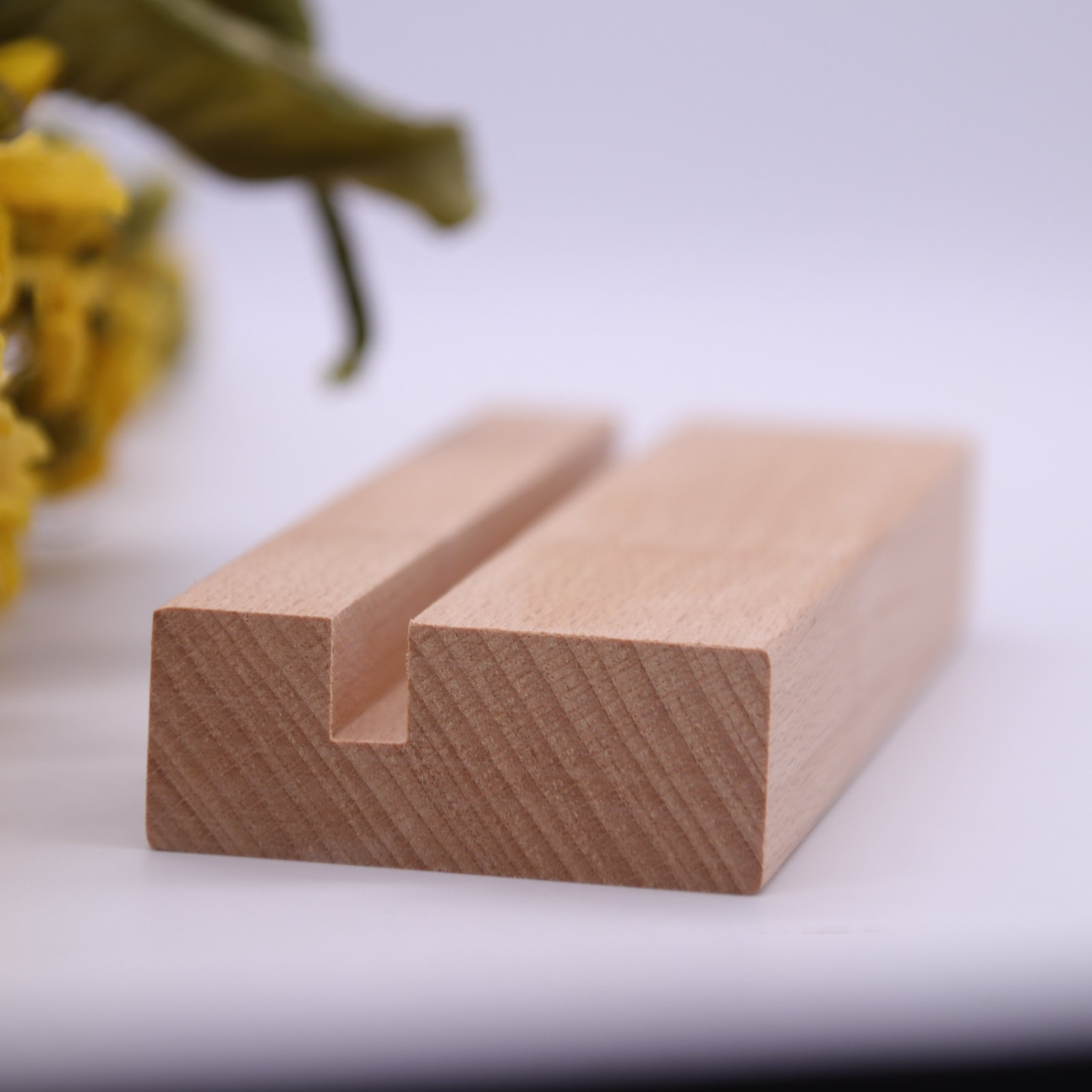 Tailai Place Card Holders Rustic Beech Wood Escort Cards Display Stands Table Number Sign Stand Photo Stand Perfect for Retail