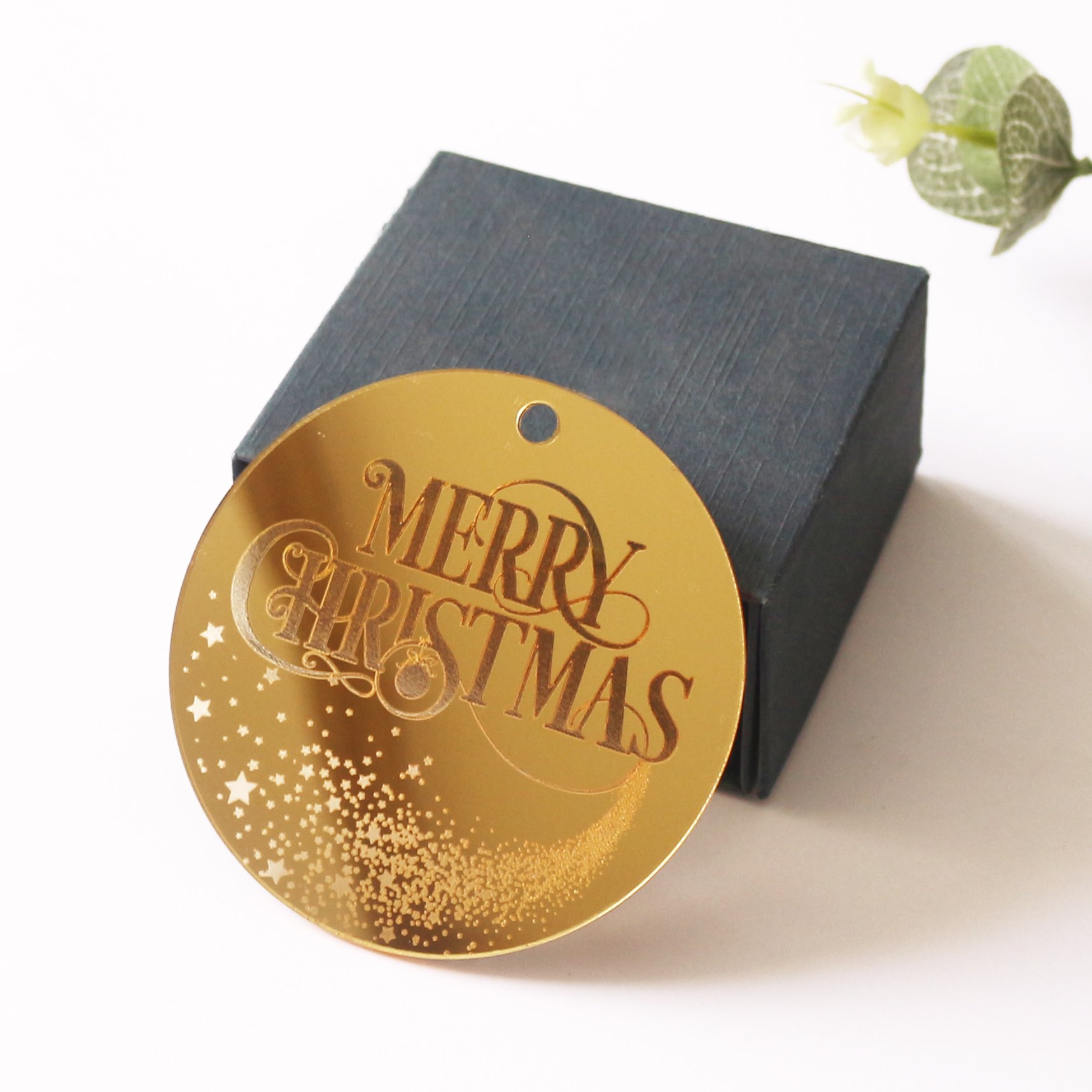 Custom Acrylic Gold Mirror Tags Round Shape Luxury Christmas Party Wedding Different Name Tags With Ribbon