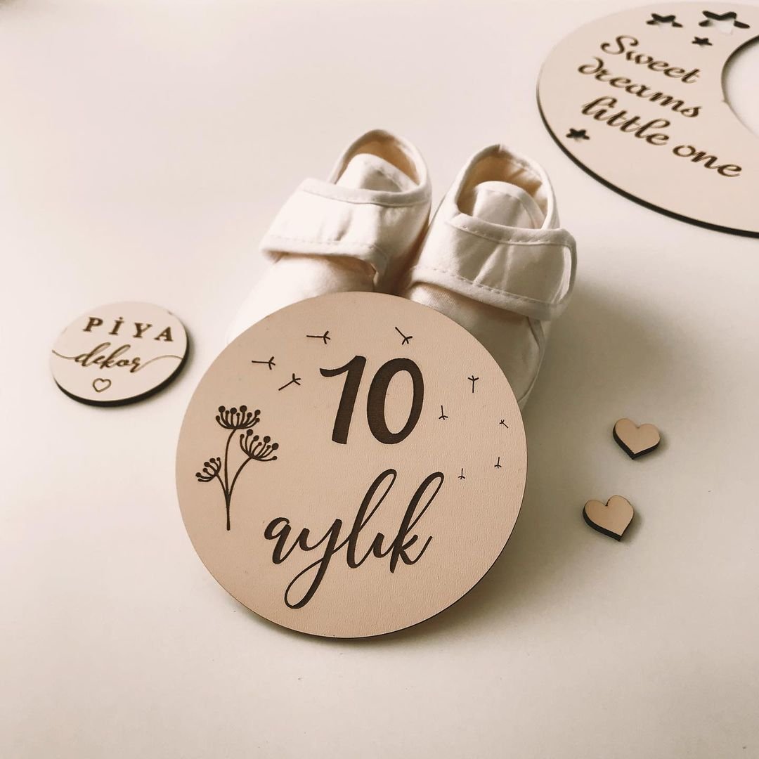 Custom Discs Beautiful Newborn Photography Props Wood Baby Milestone Cards Newborn Milestone Card