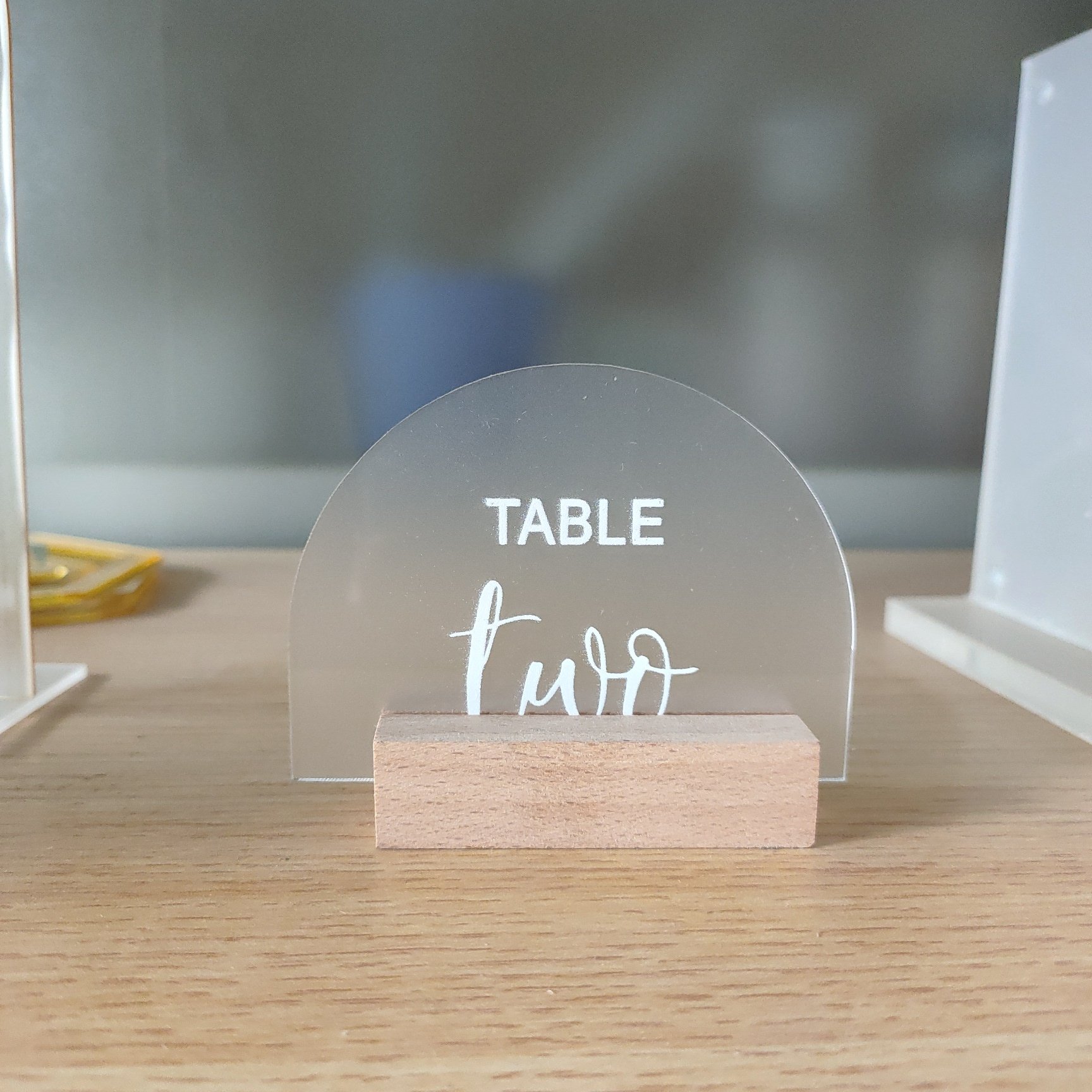 4*6 inches clear frosted gold mirror arch bar banquet luxury 1-20 acrylic table number place card stand holder