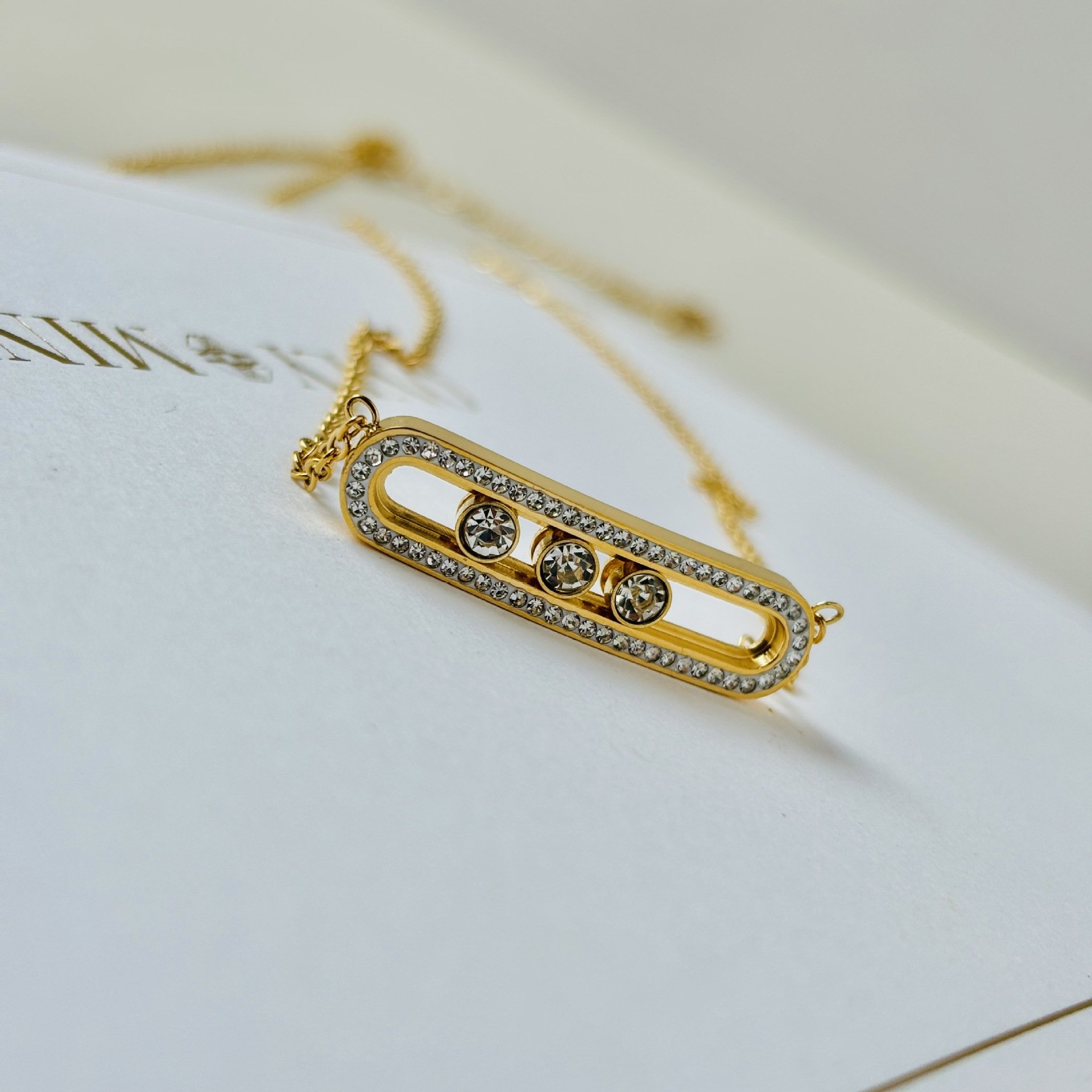 Hot Sale Movable Diamond Water Drop Pendant Necklace Stainless Steel Fashion Jewelry for Women