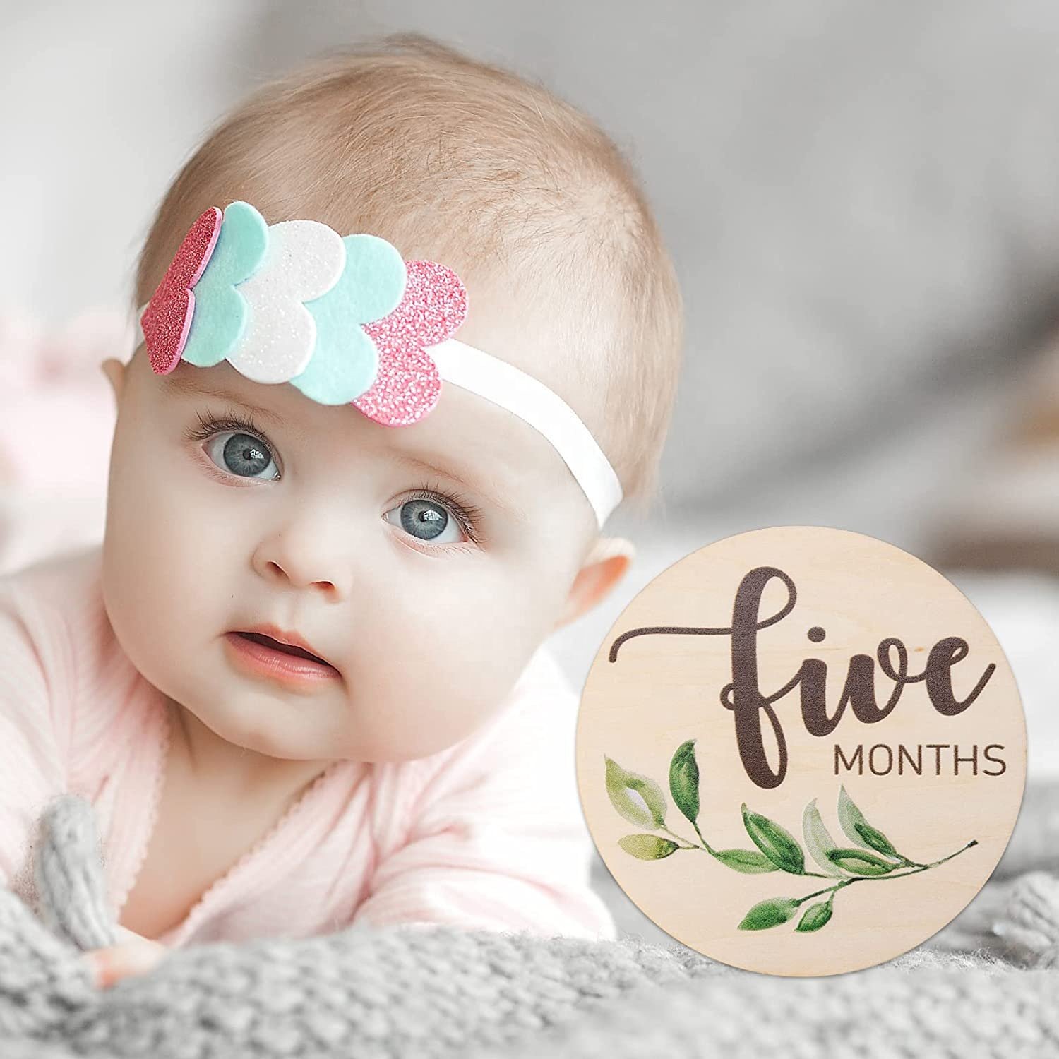 High Quality 10 PC Double Sided Printed Wooden Baby Milestone Plaque Cards for Newborn Disc