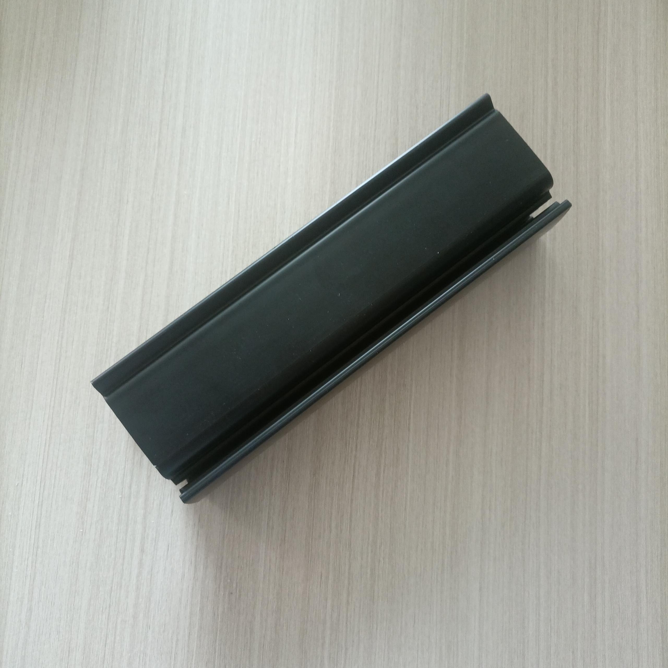 HYDG high quality pvc plastic strip with groove glass mirror edge banding used for placing glass products