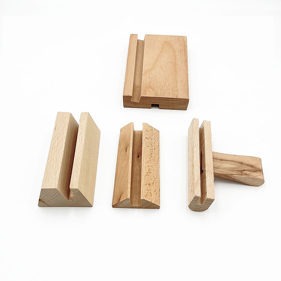 Folk Art Style Office Restaurant Dining Table Wooden Place Card Holders Business Gift Polished Wood Business Card Holder