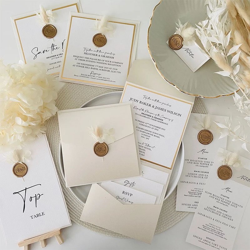 Personalized Folded Elegant Ivory And Gold Dried Flowers Place Names