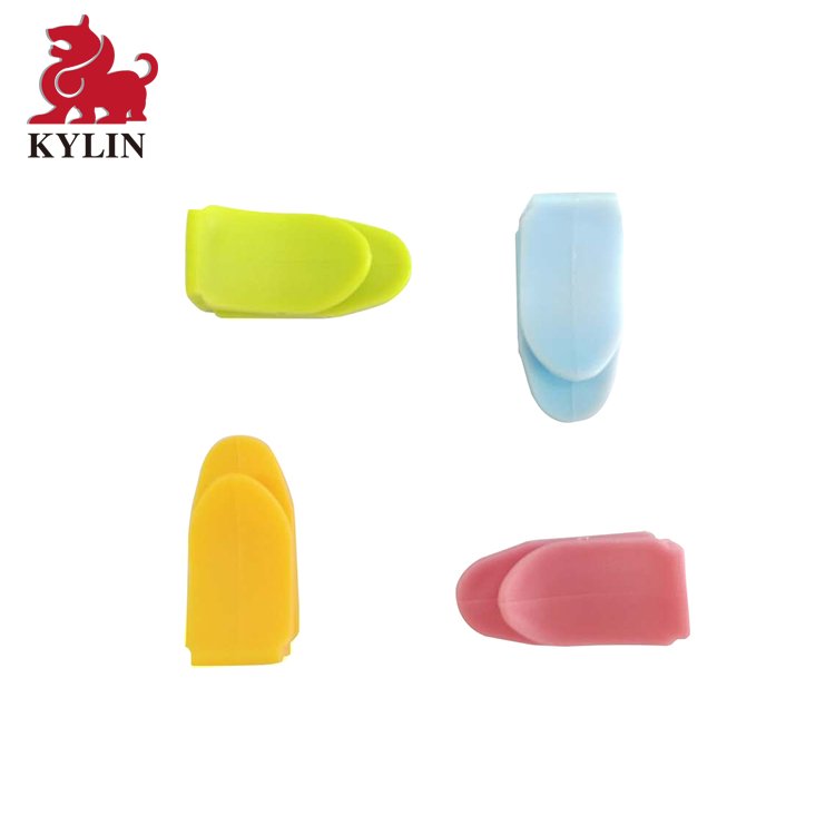 Blank boardgame stand-up player card stands - Plastic Display Clip Holder Place Card Sign Holder Clips Table