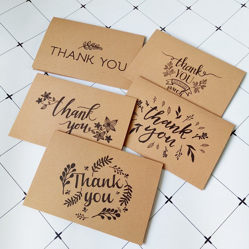 Latest Fold Customized Style Handwritten Table Seating Place Cards For Wedding Holidays
