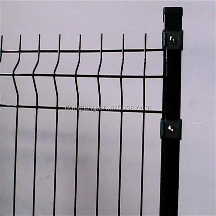 Professional Powder-Coated 3D Curved Metal Fence with Barbed Wire and Y Posts for Airports