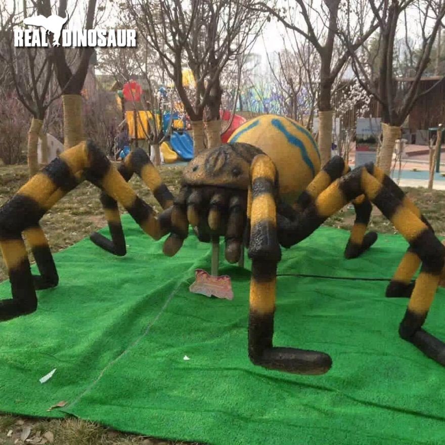 Fiberglass Insect Bee on Exhibihition Show
