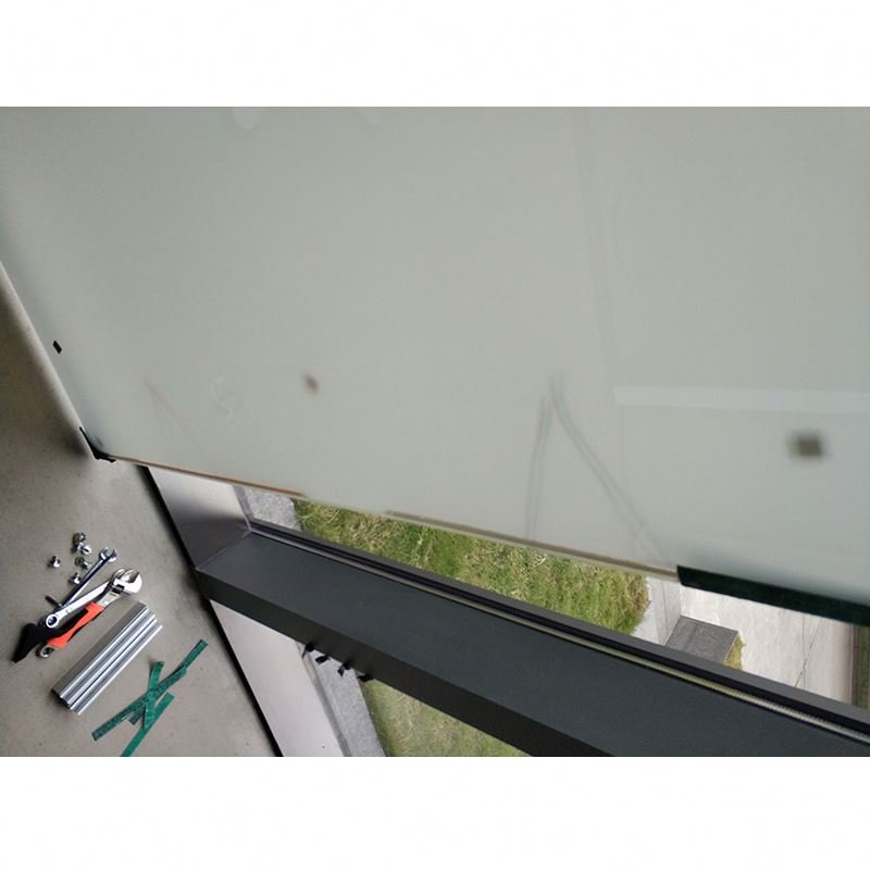 Polymer Dispersed Liquid Crystal Smart Film For Projection