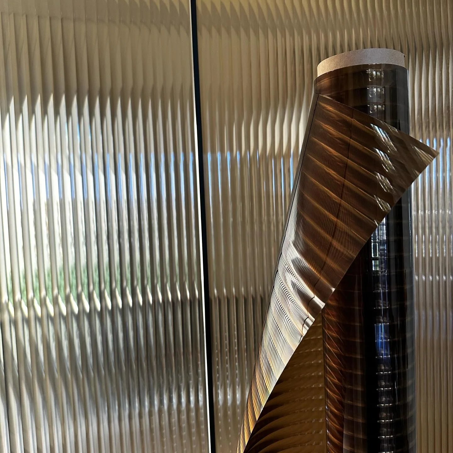 15mm Clear Bronze Reeded Glass Film Brown LF0281CM