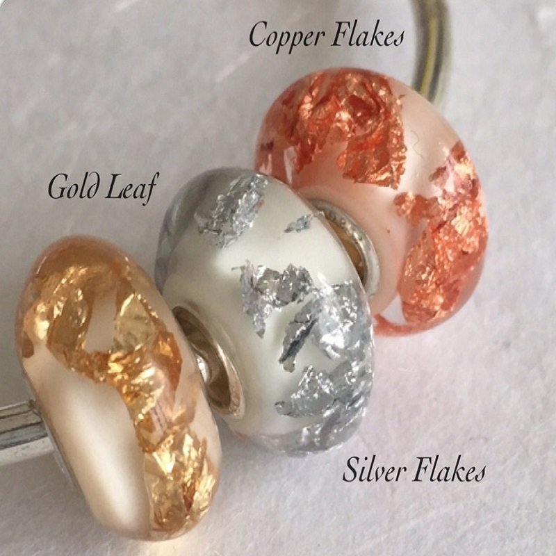 Manufacturer price decorative films gold leaf flakes imitation gold flakes copper flakes for any home decoration