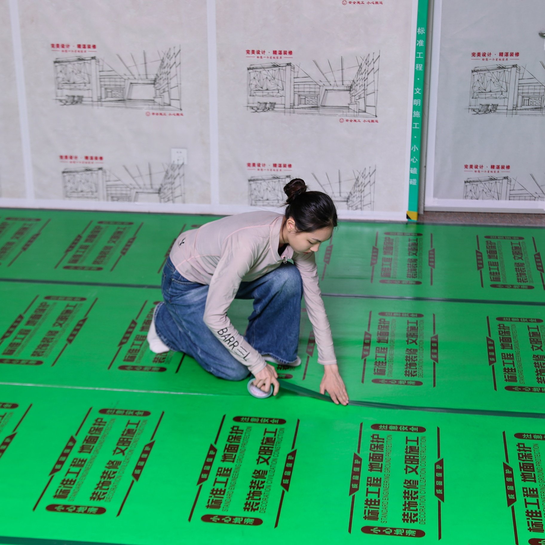Anti-collision Decoration Floor Protective Film Anti-Skid Felt Backing waterproof unfading pvc decorative film