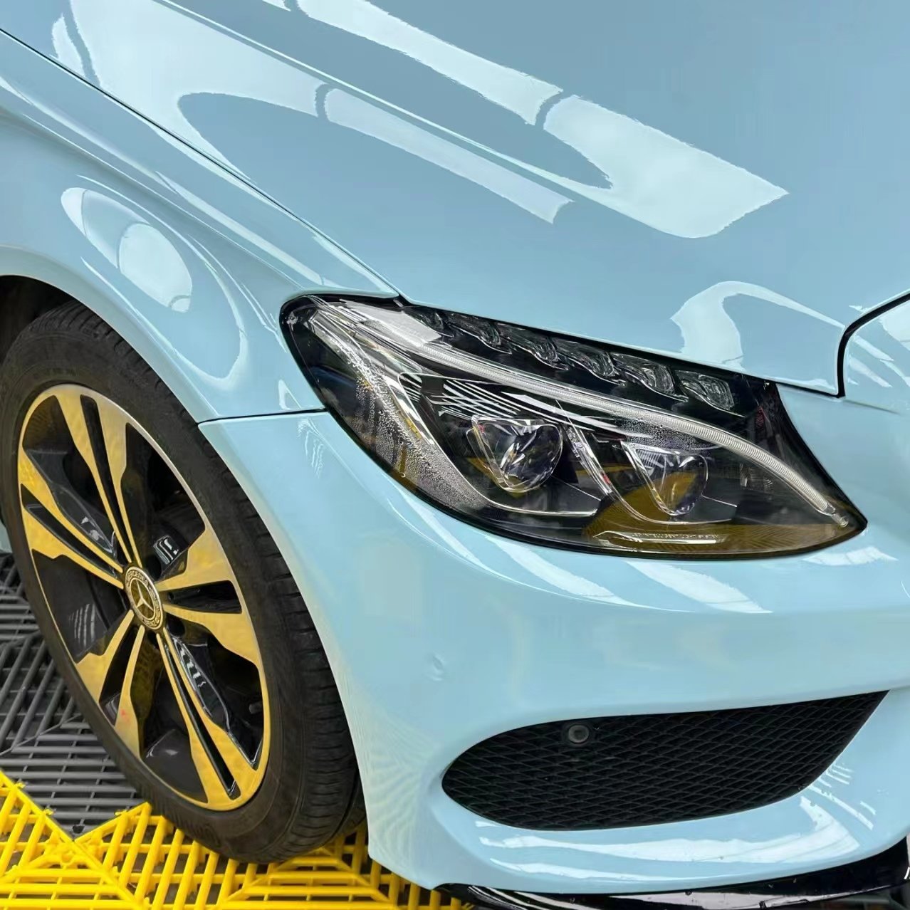 Luxury Crystal Glacier Blue Self-Adhesive PVC Car Film Protective Decorative Color for Car Body Self-Healing Design
