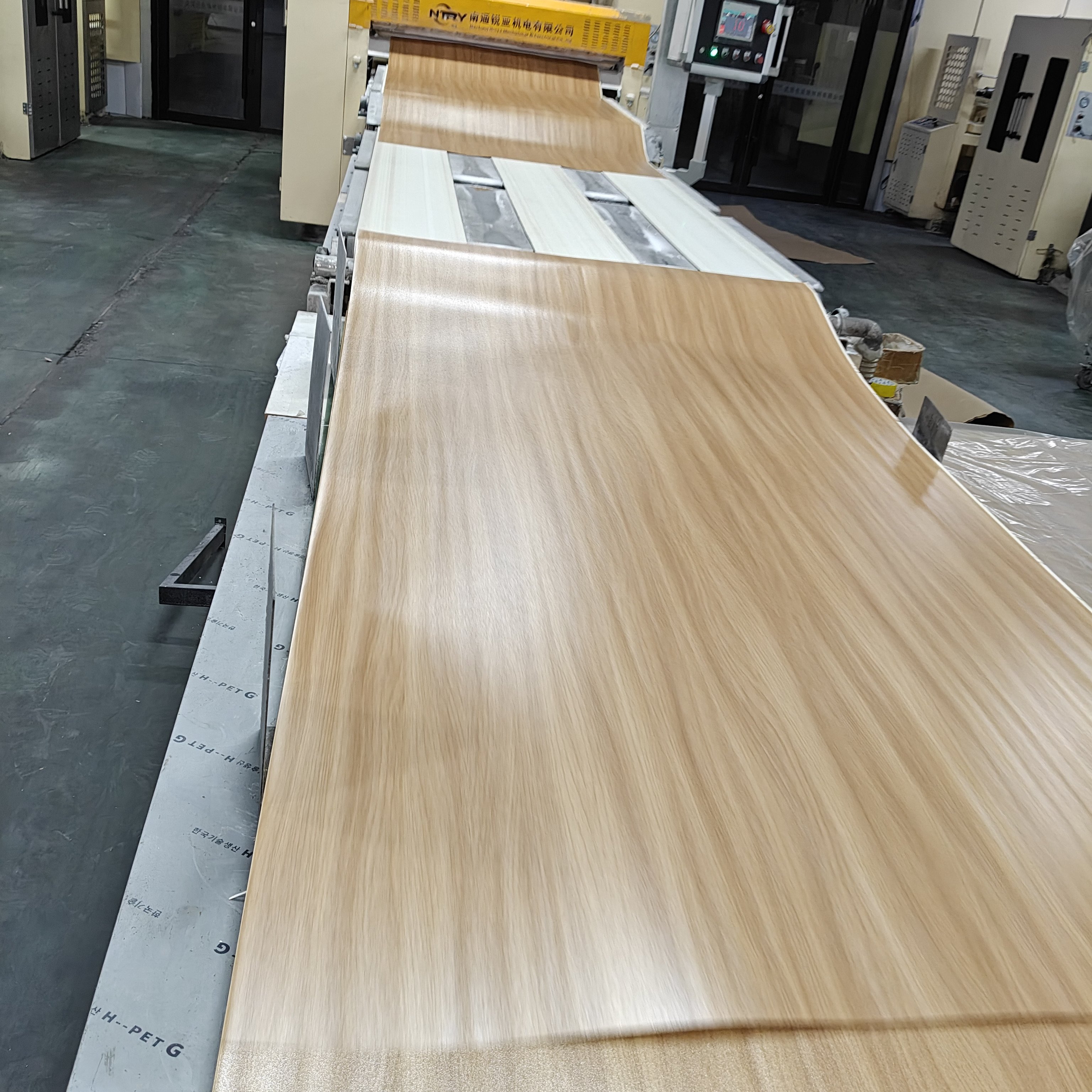 pvc stretch ceiling fresh-keeping melamine paper pvc decorative films roll for door/furniture/spc wall panel