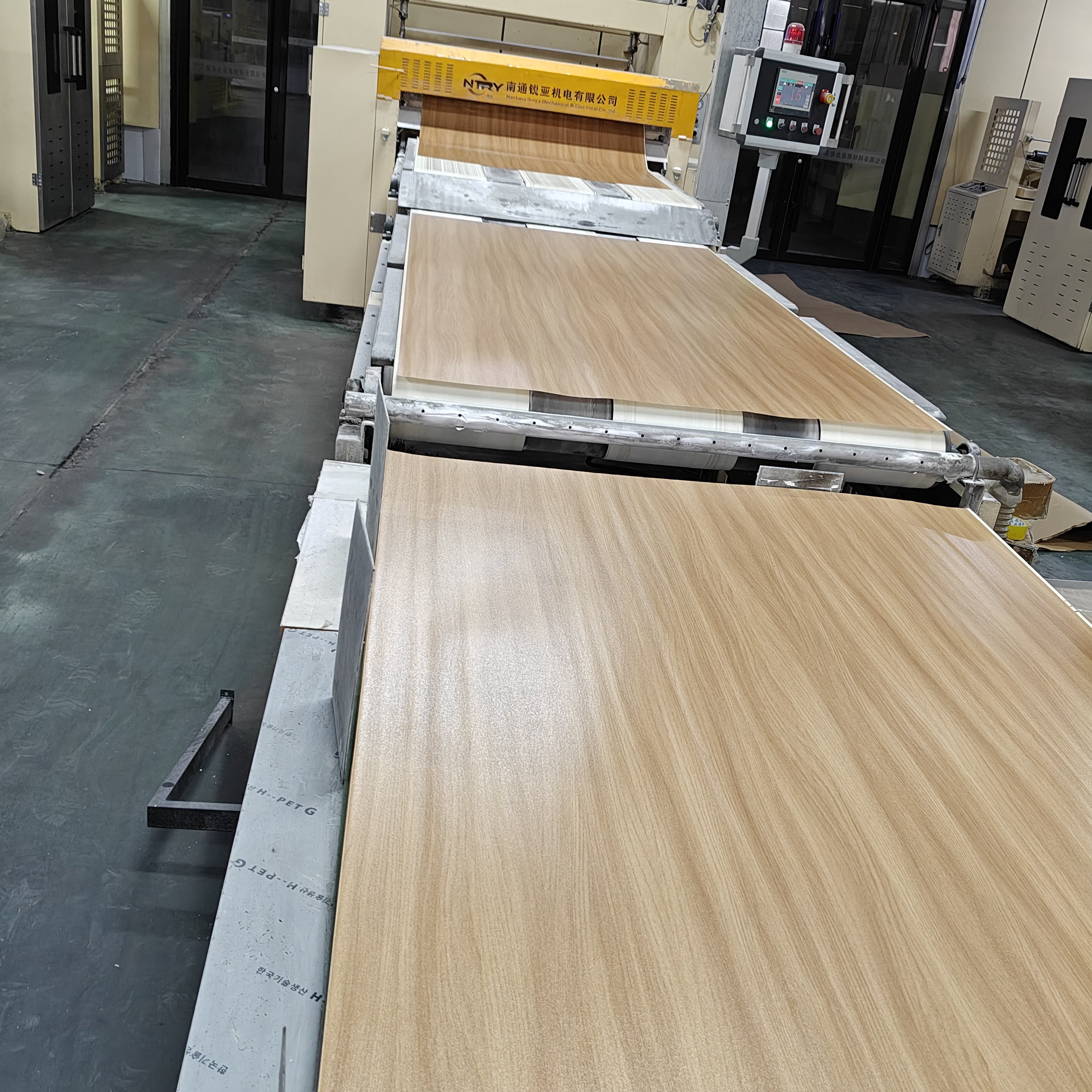 pvc stretch ceiling fresh-keeping melamine paper pvc decorative films roll for door/furniture/spc wall panel
