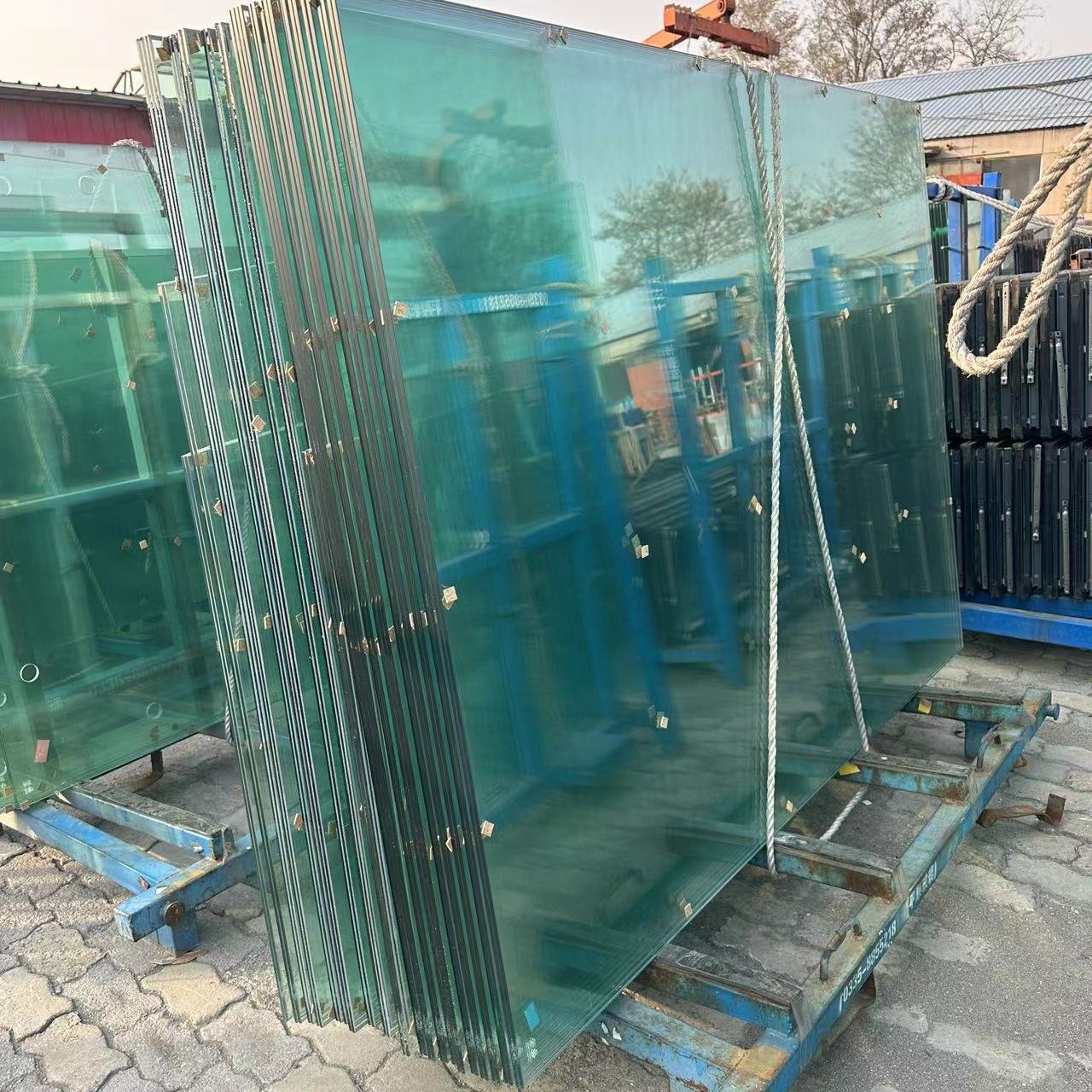4+4mm 6+6mm frosted glass sheet half glass office partition color plat pvb film laminated glass price per square meter