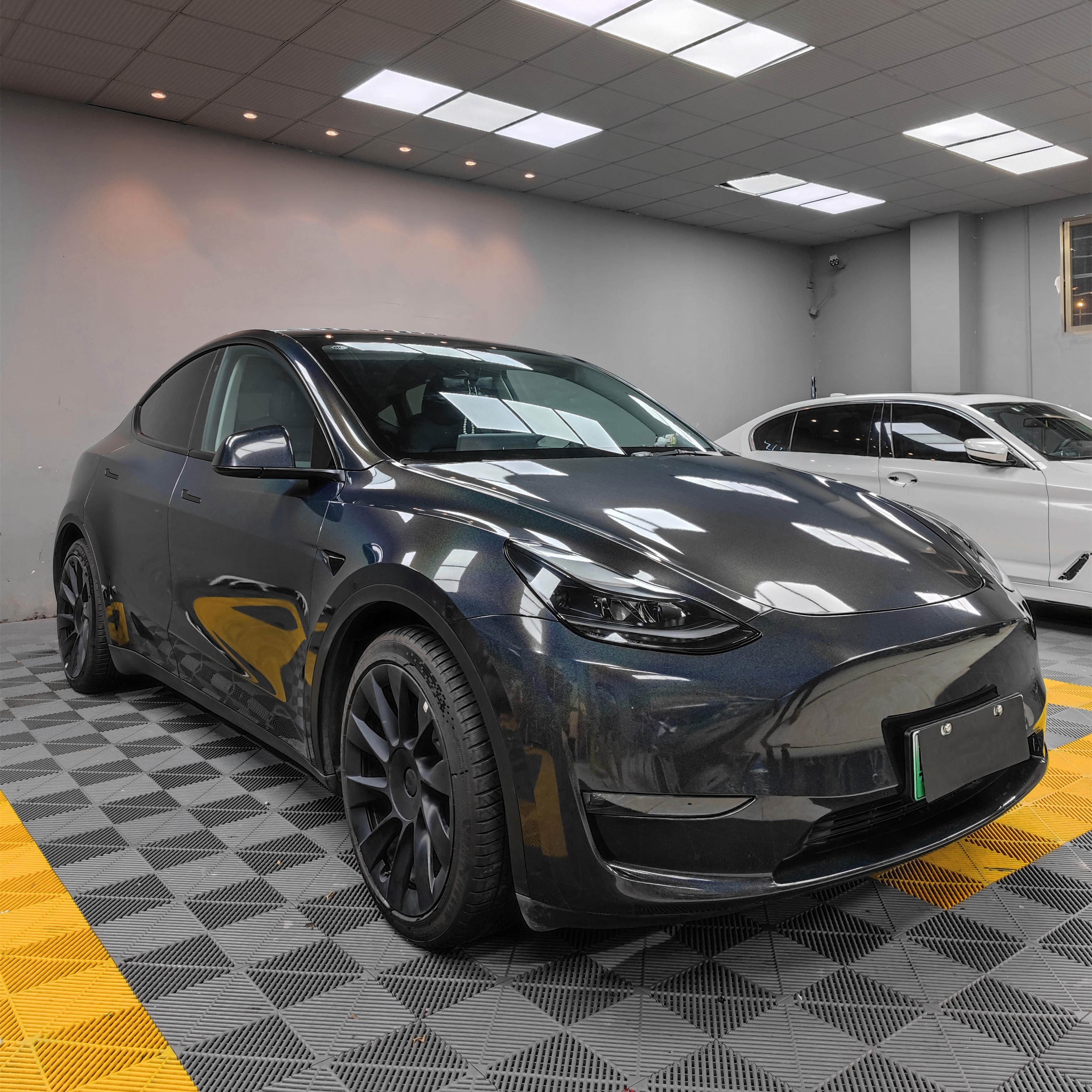 High Quality PET PVC vinyl color film roll super gloss silver self-healing automotive car body film Auto Covering Film