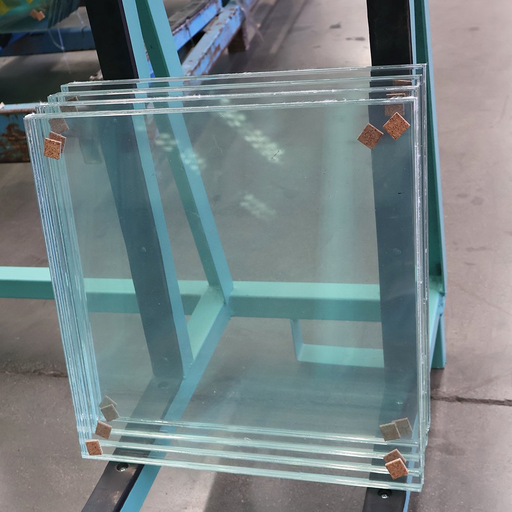 Smart safety decorative temper lamin glass tempered laminated safety glass milky white laminated glass