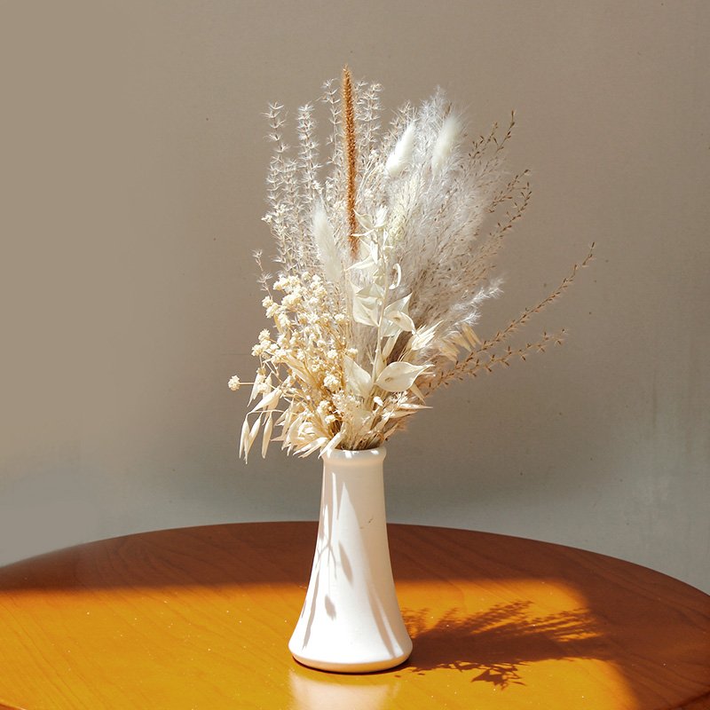 2022 Best selling Decorative Flower Natural small dried flower bouquet for wedding decoration