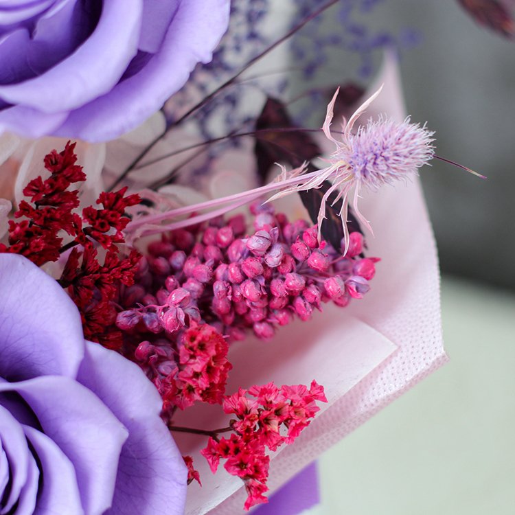 Lovebay Best Selling Preserved Real Flower Purple Roses for Women Gift Eternal Floral Bouquet Forever Preserved Flowers Bouquet