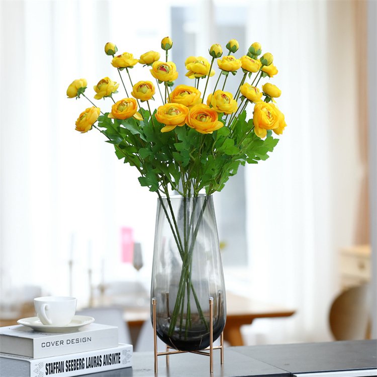 China Factory Artificial Flowers Persian Ranunculus Real Touch Artificial Dried Flower for Home Wedding Decoration