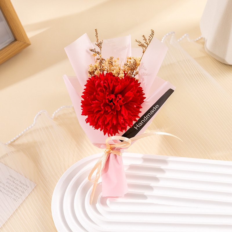 Wholesale Valentine's Day Star Dried Flower Bundle Mini Soap Flower Wedding Gift for Mother's Day