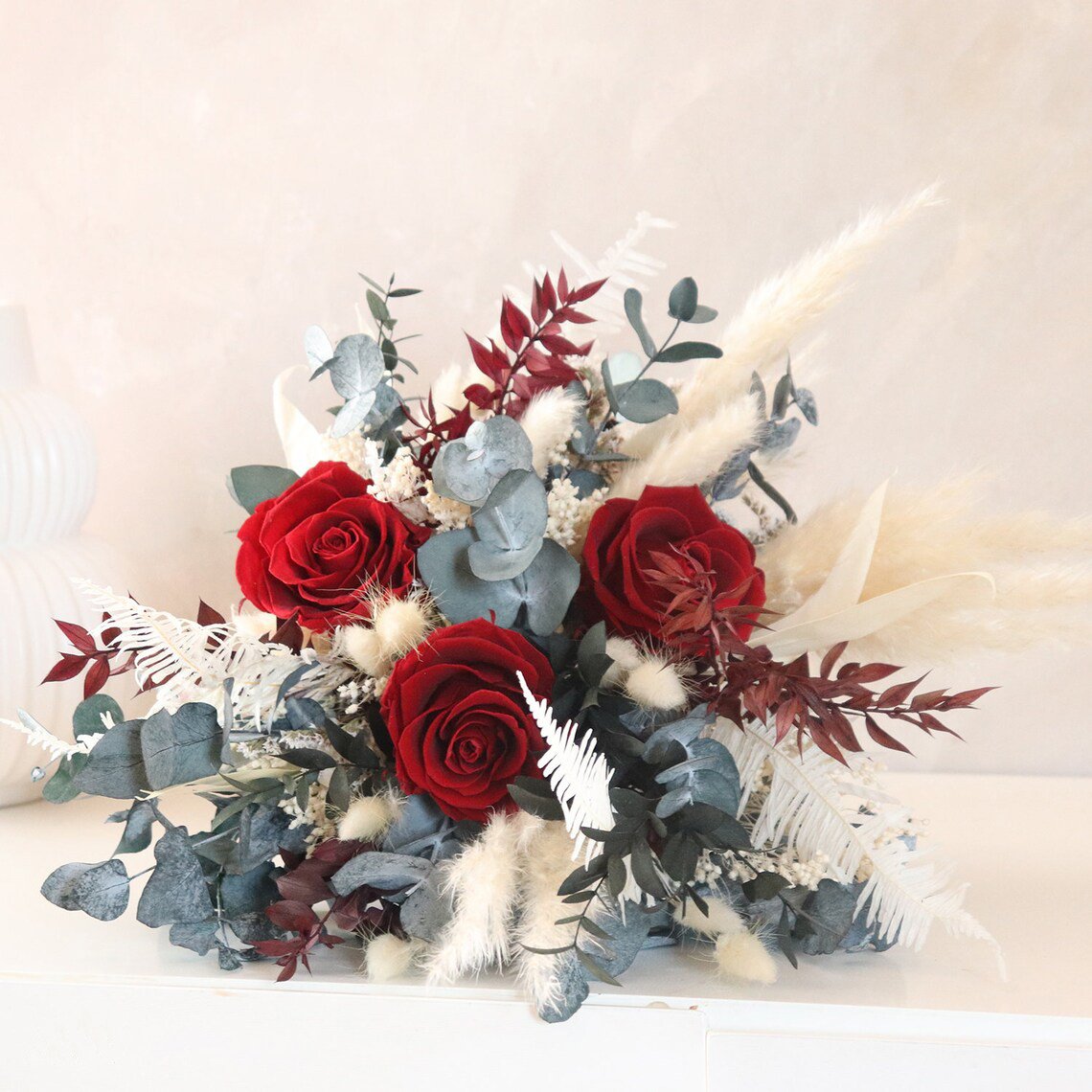 New Style Preserved Dried Flowers Wedding Bridal Bouquet Red Rose With Eucalyptus Flower For Wedding Decoration