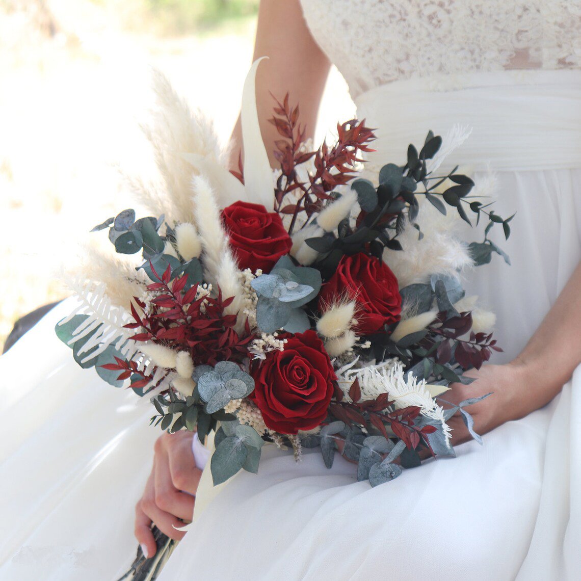 New Style Preserved Dried Flowers Wedding Bridal Bouquet Red Rose With Eucalyptus Flower For Wedding Decoration