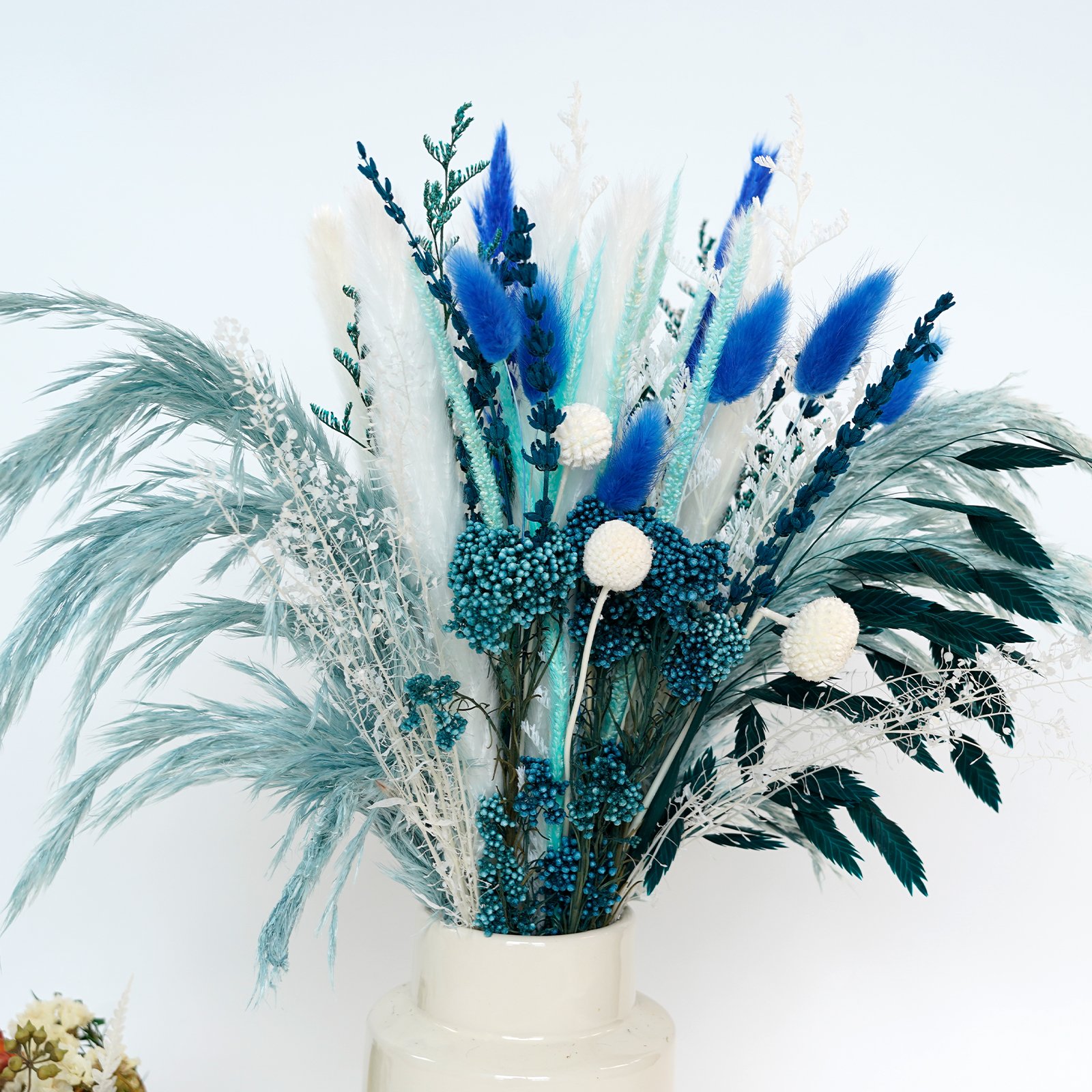 Natural Dried Pampas Grass Bouquet Lavender Decor Bohemian Style Family Wedding Country Farmhouse Decorated with Dried Flowers
