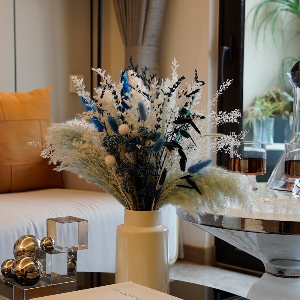 Natural Dried Pampas Grass Bouquet Lavender Decor Bohemian Style Family Wedding Country Farmhouse Decorated with Dried Flowers