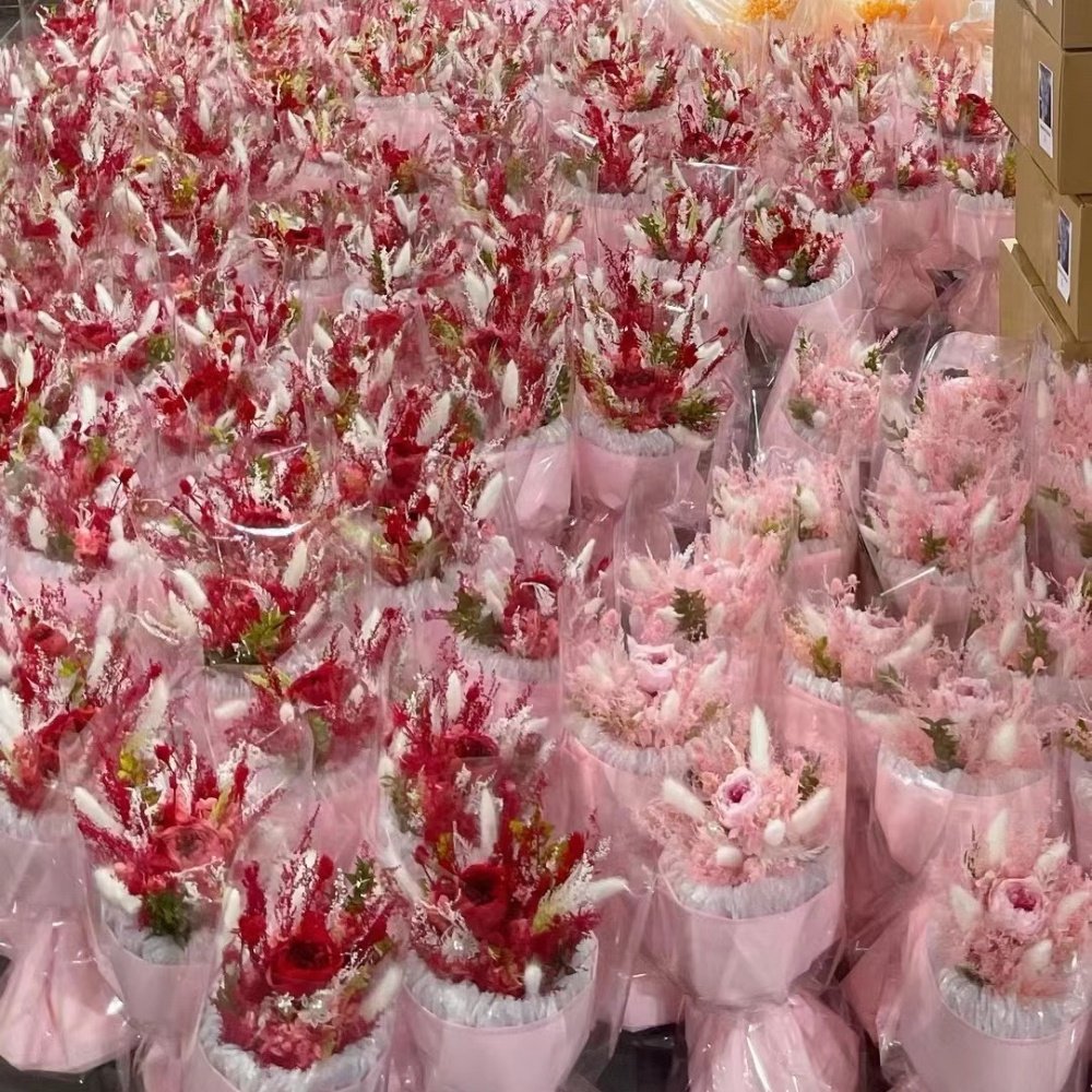 Small dried flowers excellent handicraft arrangement mixed flower bouquet