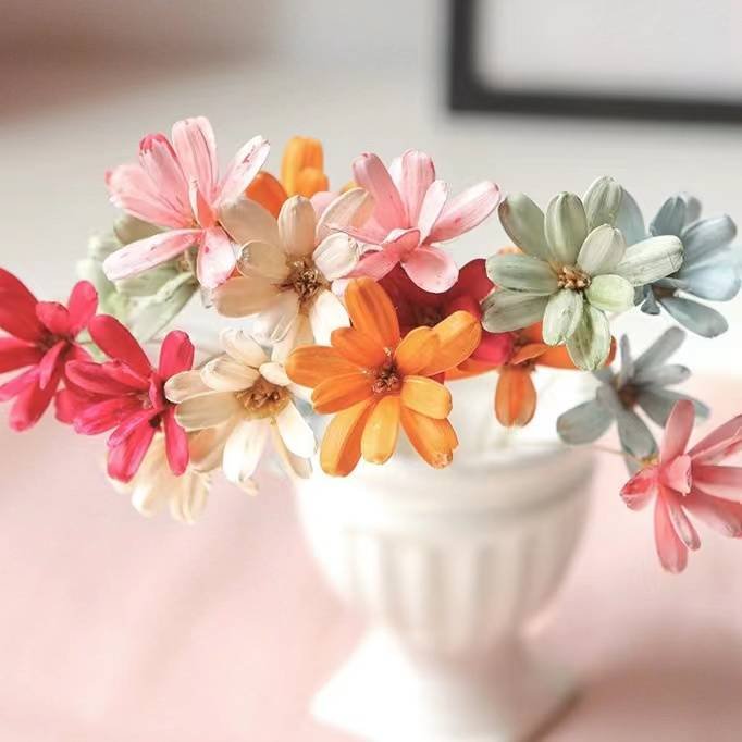Dried flower manufacturers wholesale fruit shell melon seeds handmade bouquet soft flower arrangement