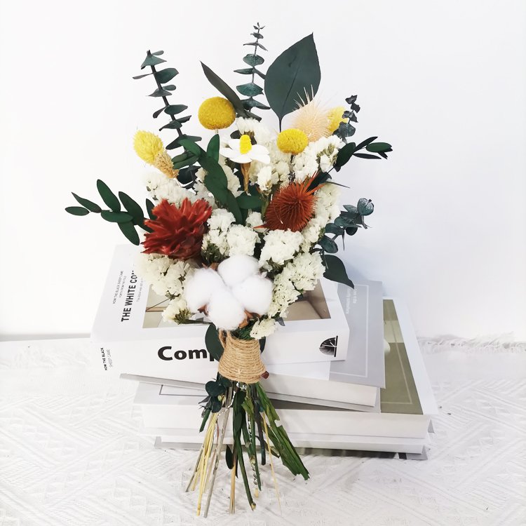 Hot sale Yunnan supplier long lasting Natural Floral Bouquet eucalyptus flowers Forget Me Not for decoration