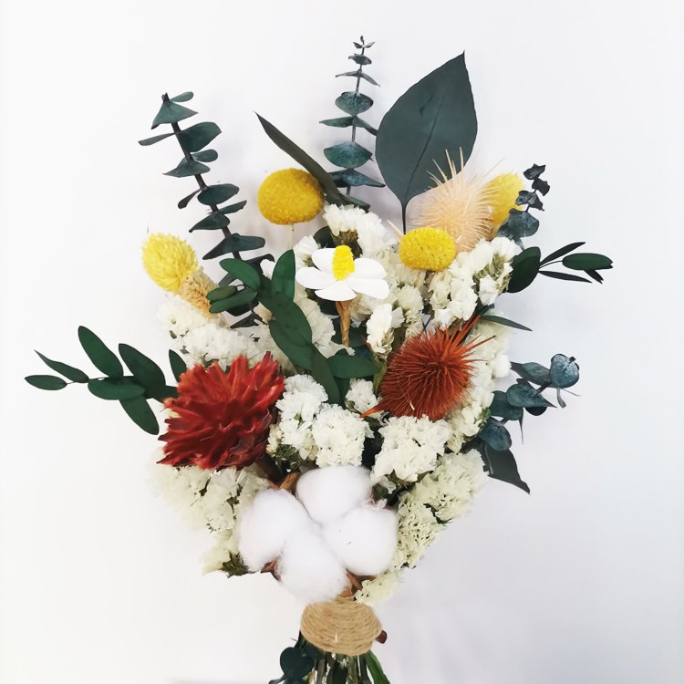 Hot sale Yunnan supplier long lasting Natural Floral Bouquet eucalyptus flowers Forget Me Not for decoration