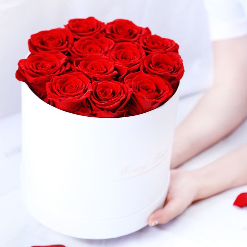 Yunnan Factory Wholesale Customized Logo Natural Beautiful Dried Rose Preserved Flower Long Life Fresh Eternas Ecuadorian Flower