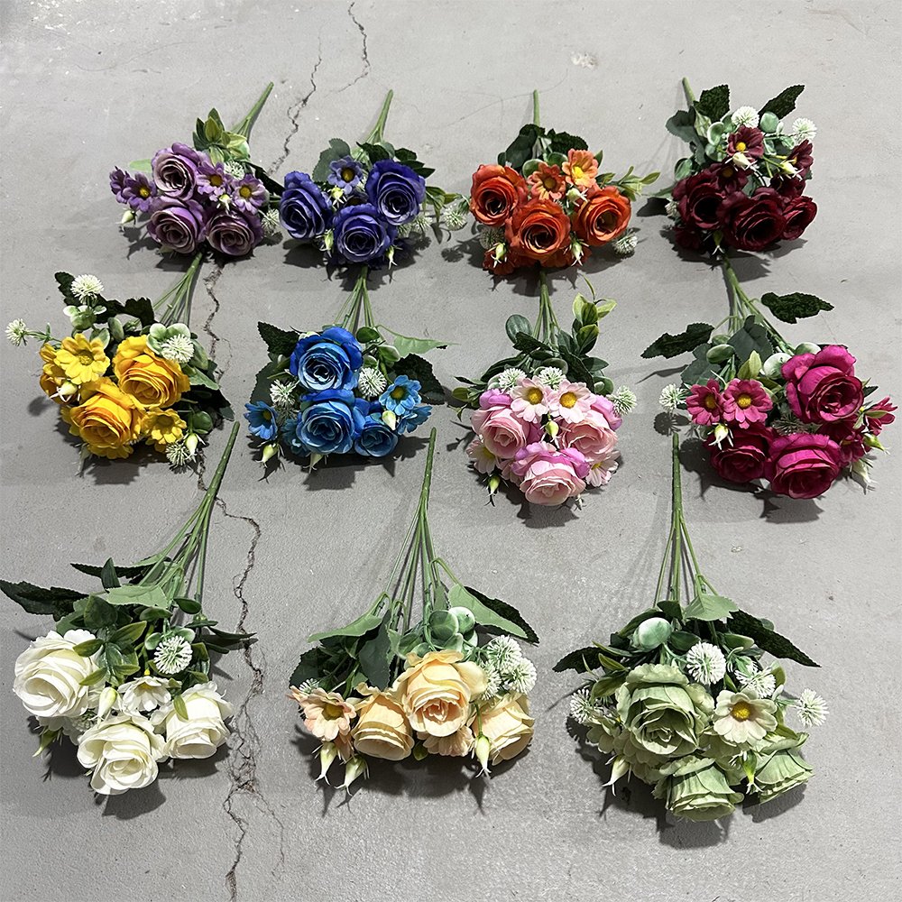 Rose combination small bunch rose rose vintage interior beauty Chen decoration silk flower hotel photography simulation flower