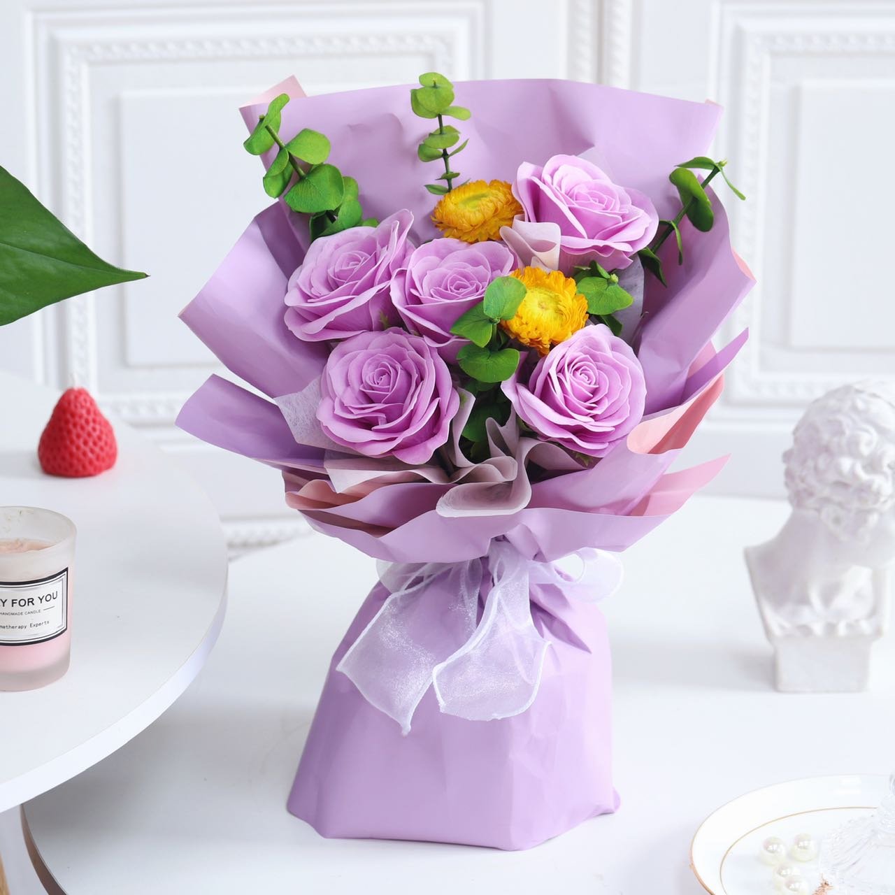 Customized Factory Supply Wholesale Artificial Soap Flower Bouquets Dried Preserved Flowers for Christmas Graduation Occasions