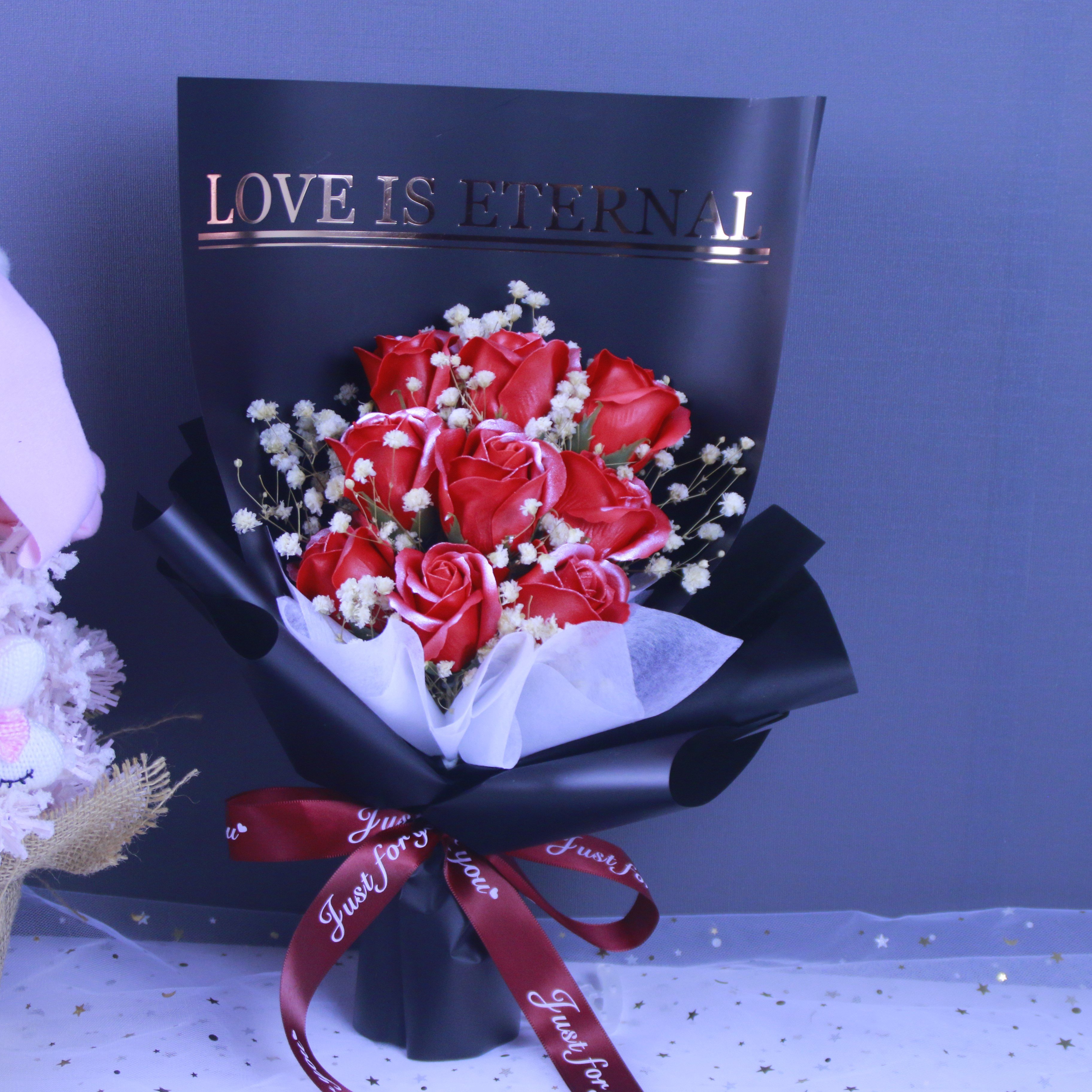 YX Valentine Mother's Day Soap Bouquet with Artificial Broken Ice Blue Gypsophila and Rose Bouquet for Graduation Thanksgiving