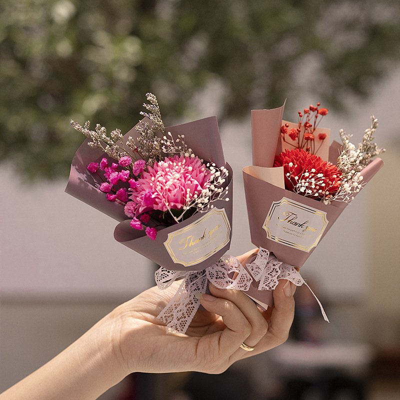 Mini Dried flower bouquet gift box dried baby breath for holiday Gift dried flowers natural small dry pressed flowers