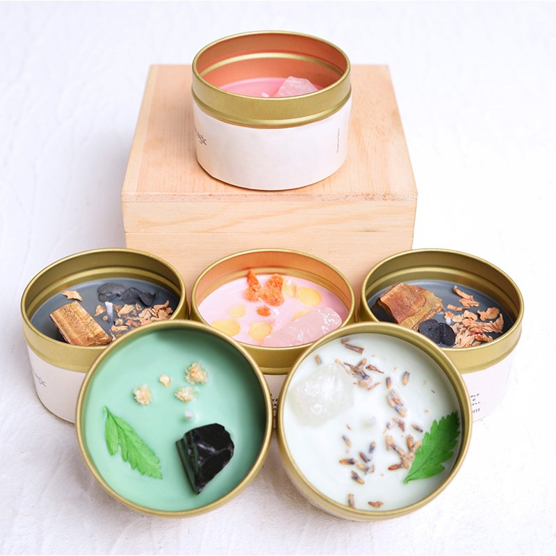 Service Christmas Easter Dried Flowers inside Private Label Luxury Soy Wax Candle with Scented Aromatherapy Healing