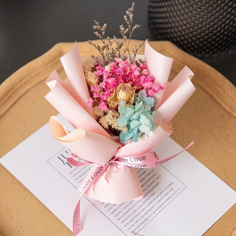 Factory Supply New Design Dry Flower Arrangement Valentines Bouquet Decor Naturally Dried Flowers Bouquet Flowers